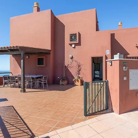 Holiday home Casa Tizziano En Tamango Hill *
